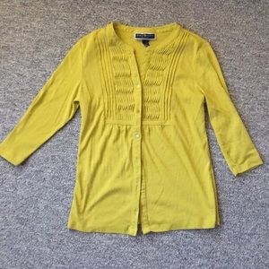 Karen Scott Chartreuse Button Up Shirt (Size PM)
